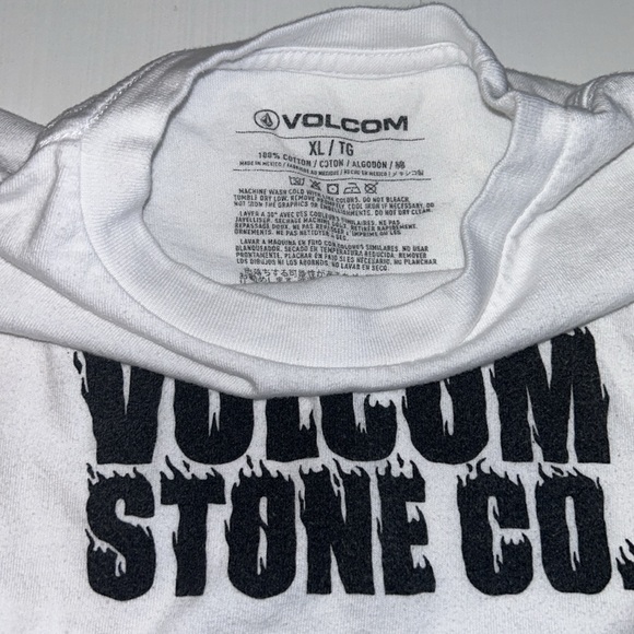 Volcom Long Sleeve Shirt, Hurley Boy Shorts, Bundle of 2 Both Sizes Boys XL 16 - Picture 5 of 5